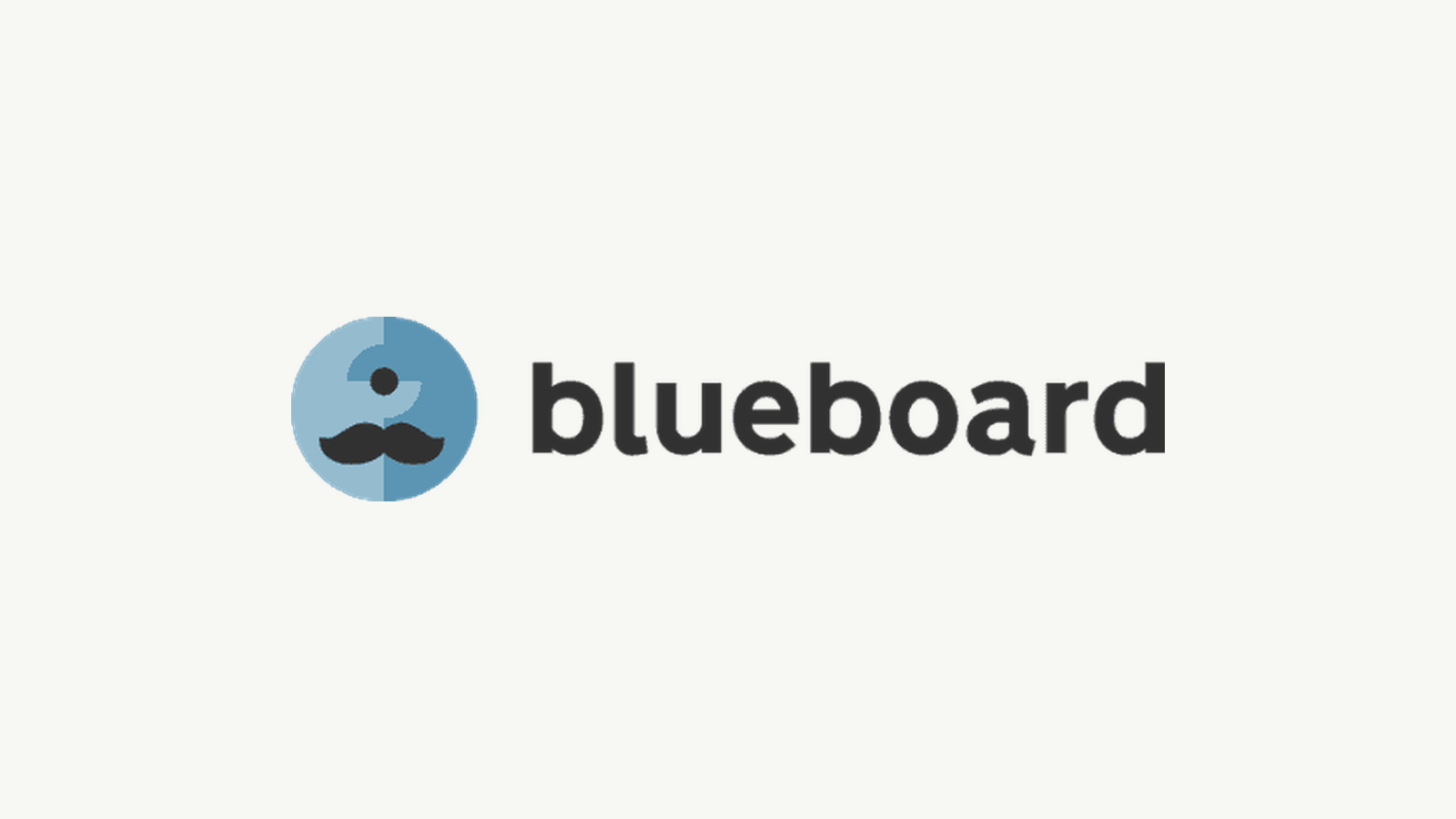 Blueboard recenze 2026: jeden tarif, 20 let na trhu a multihosting pro 10 domén